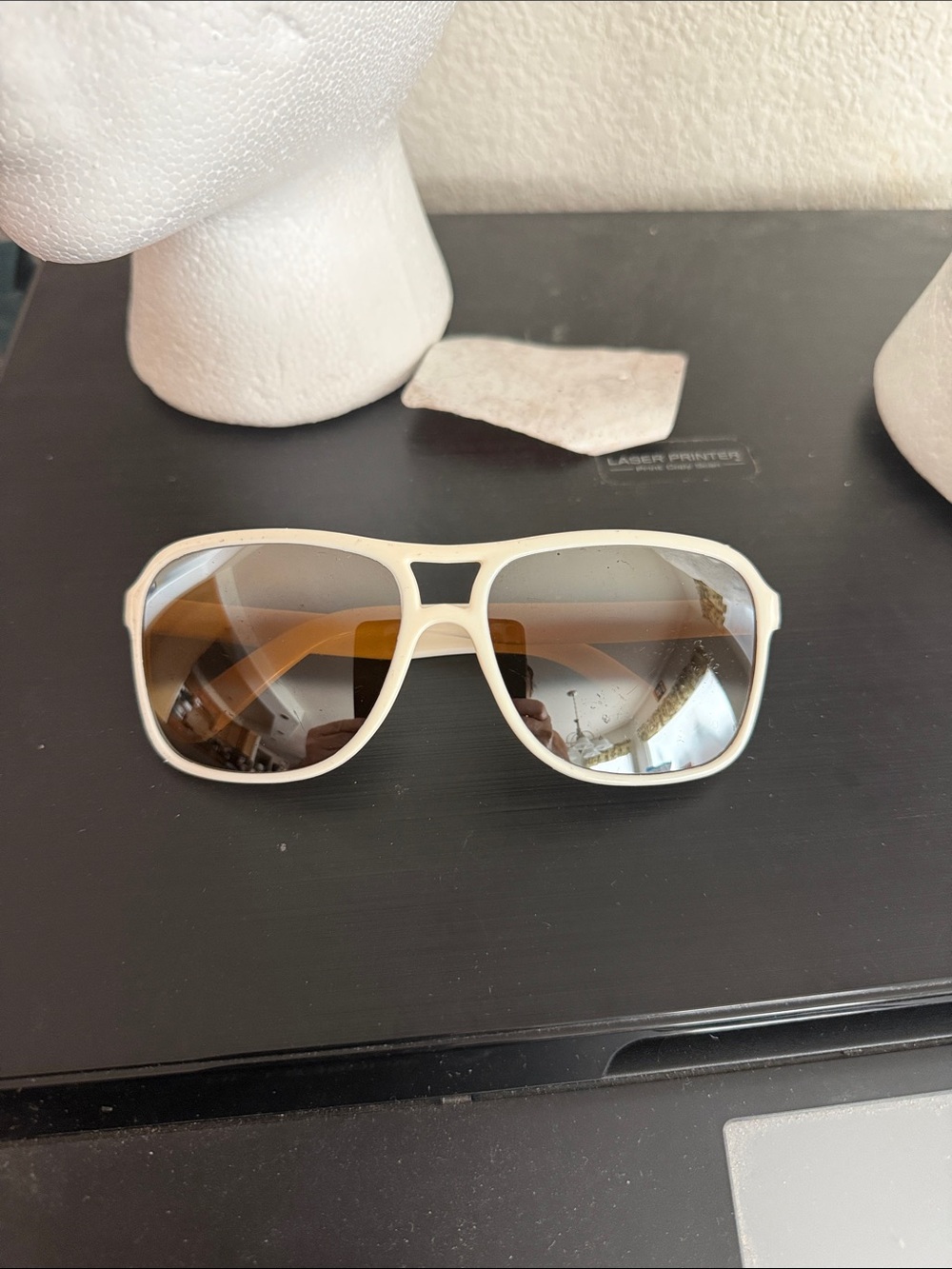 Vintage France  navigator Frame Sunglasses with Brown bi mirror non polar
Lenses